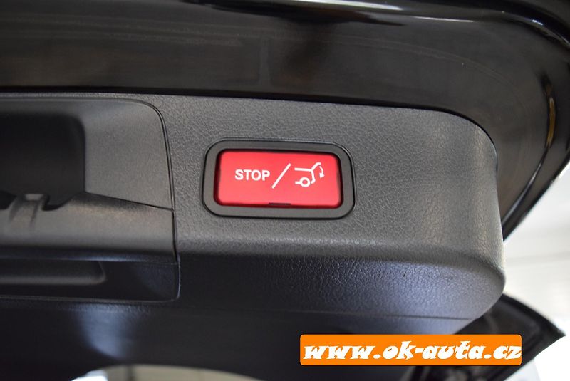 Mercedes-Benz GLB 200 D PRAVIDELNÝ SER. MER. TZ. - fotka 25 z 78