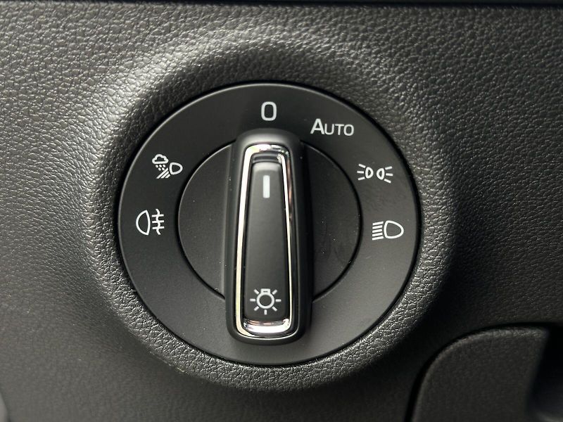 Škoda Karoq 2.0TDi DSG 4x4 150PS Matrix-LE - fotka 15 z 45