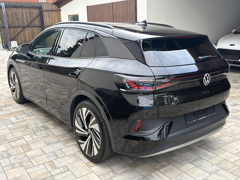 Volkswagen ID.4 (2022) GTX 77kwh, Matrix, Head-Up - fotka 2 z 15