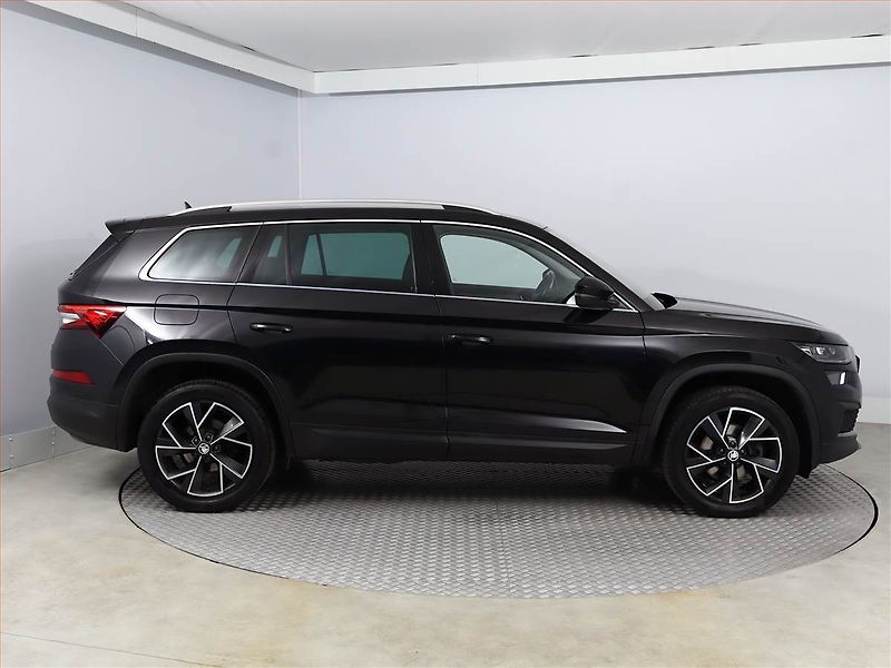 Škoda Kodiaq (2022) 2.0 TDI 4x4 - fotka 6 z 22