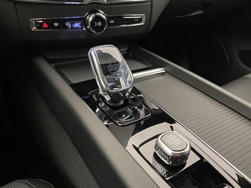 Volvo XC60 (2026) T6 AWD AUT PLUS BLACK EDITION - fotka 33 z 62