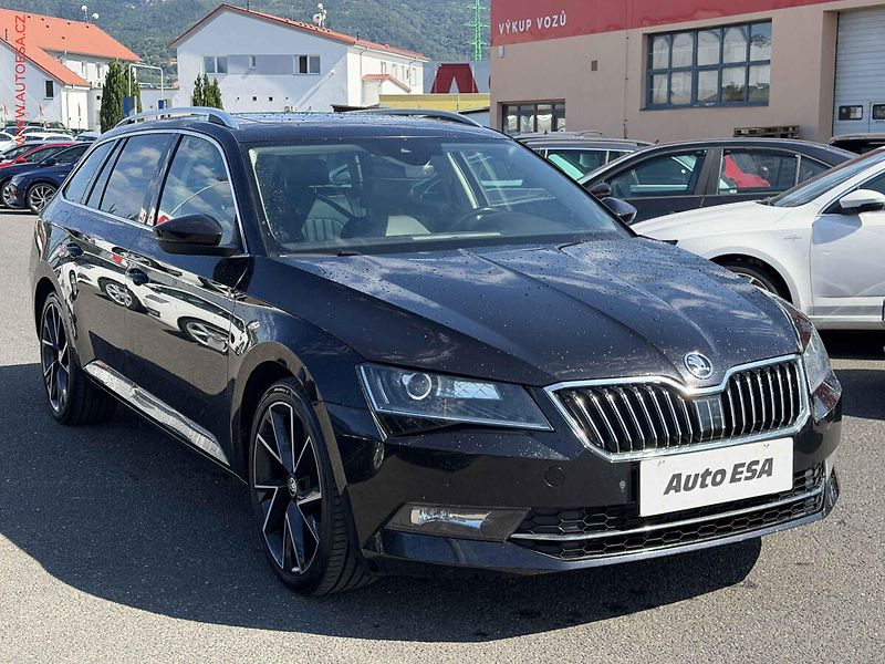 Škoda Superb (2018) 2.0 TDI, ČR, DSG - fotografie inzerátu