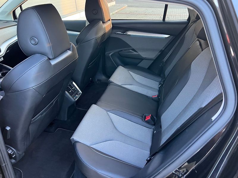 Škoda Enyaq iV 60 132 kW-TAŽNÉ-P.KAMERA - fotka 14 z 49