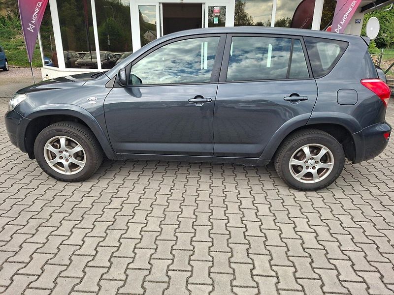 Toyota RAV4 (2007) 2.2 D-CAT 130kW 4X4 -TAŽ.ZAŘ. - fotka 5 z 35