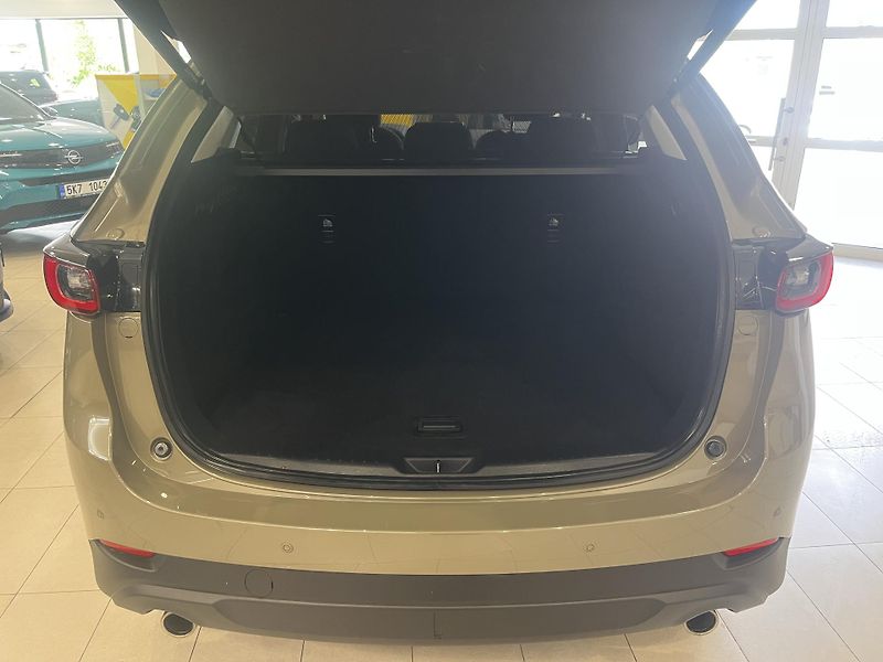 Mazda CX-5 (2024) 2.5L G194 6AT AWD EXCLUSIVE - fotka 19 z 20