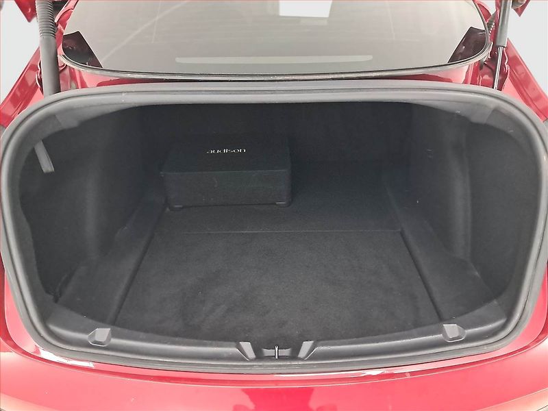 Tesla Model 3 (2020) Long Range 4WD 78kWh, SoH 86% - fotka 13 z 24