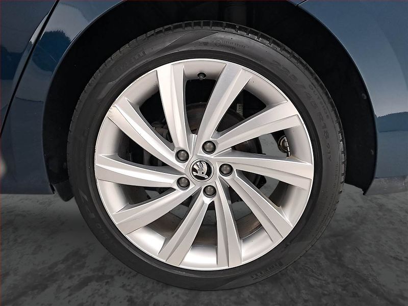 Škoda Octavia (2021) Style 1.4 TSI iV - fotka 15 z 17