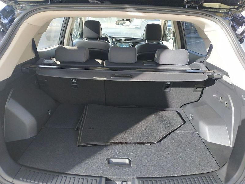 KGM Korando 1.5T, SMART,2WD, AT, SKLADEM - fotka 9 z 31
