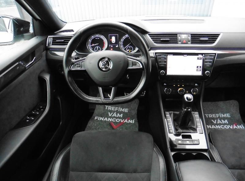 Škoda Superb III Combi 1,8TSi Sport Line - fotka 13 z 16