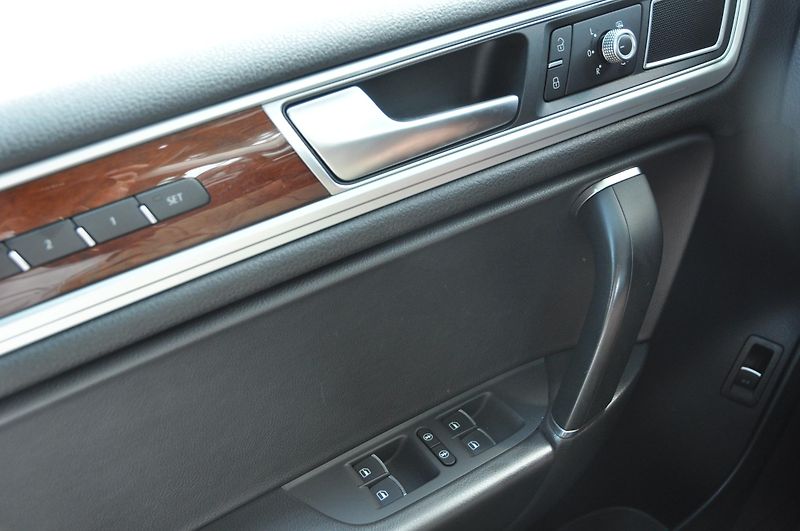 Volkswagen Touareg 3.0TDi 193kW 4x4 Automat - fotka 13 z 28