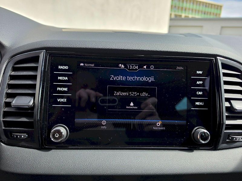 Škoda Karoq (2023) 1,5TSI 110KW SPORTLINE - fotka 12 z 33
