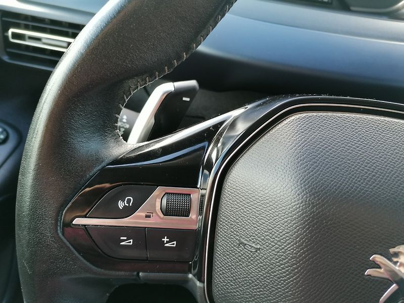 Peugeot Rifter (2020) MAXI 1.2 PureTech Allure EAT8 - fotka 18 z 27