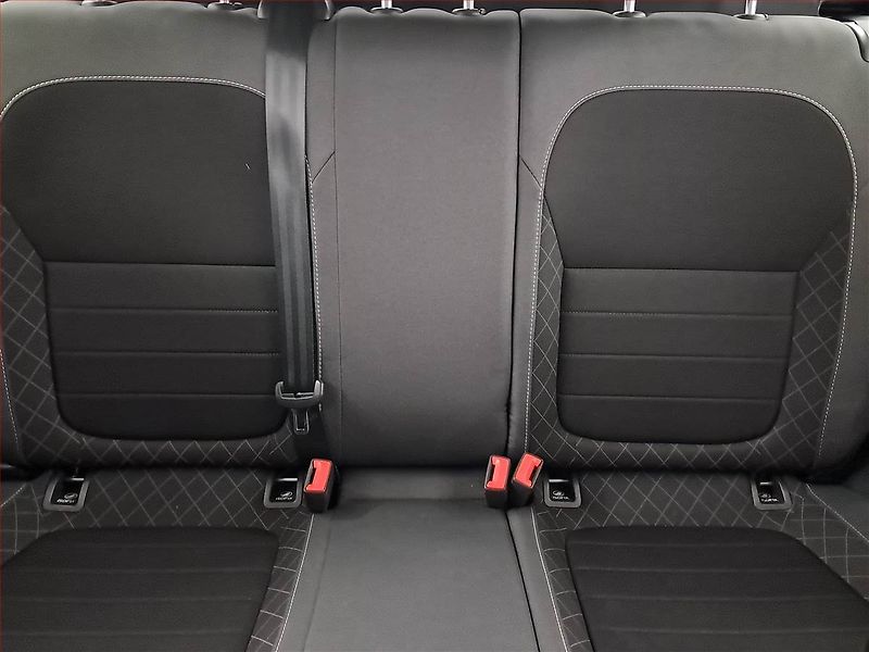 Škoda Fabia (2022) Ambition Plus 1.0 TSI - fotka 10 z 16