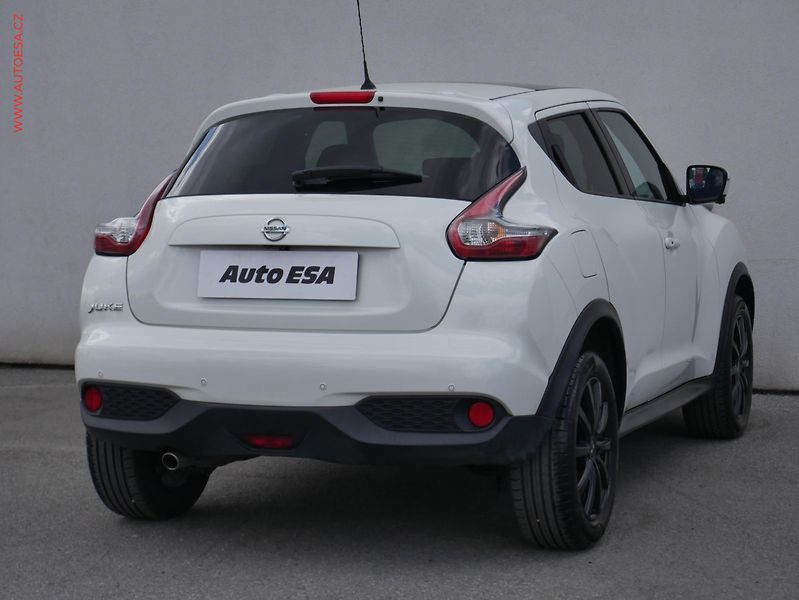 Nissan Juke (2017) 1.6i, ČR, AT - fotka 4 z 22