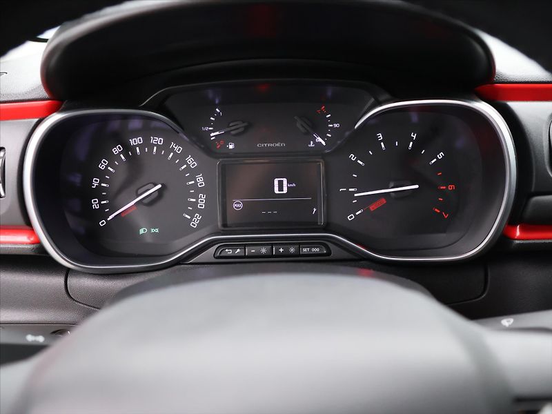 Citroën C3 1.2 PT 82k CZ Feel Aut.Klima - fotka 14 z 26