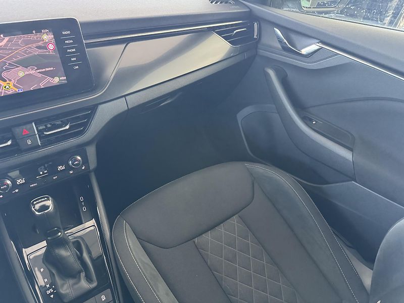 Škoda Kamiq (2020) 1,5TSi DSG NAVI LED TAŽNÉ - fotka 13 z 30