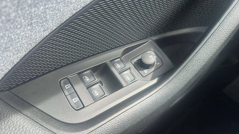 Škoda Octavia Combi Top Selection 1,5TSI 110 - fotka 19 z 29