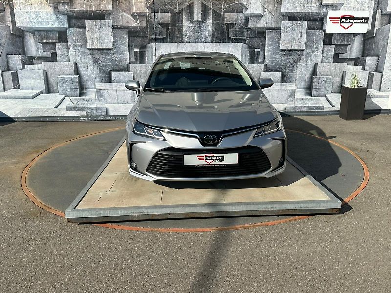 Toyota Corolla (2023) 1.5VVTi,92KW,VYHŘ.SEDADLA,TEMP - fotka 2 z 23