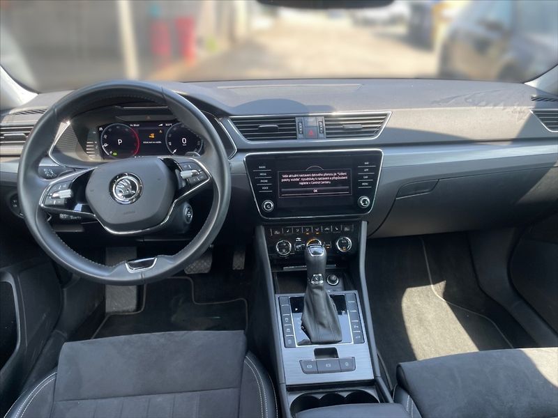 Škoda Octavia 1,5 TSI Style - fotka 9 z 11