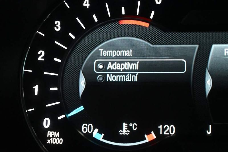 Ford S-MAX (2022) 2.0 7 Míst 140 KW LED SONY ACC - fotka 26 z 41