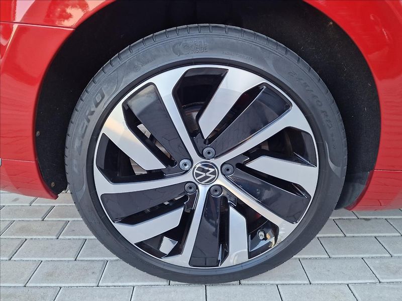 Volkswagen Arteon 2.0TDI 147kW 4x4 DSG R-line - fotka 45 z 50