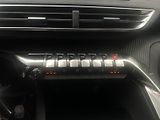 Peugeot 3008 (2021) 1.2PURETECH, 96KW, TEMP. - náhled 11