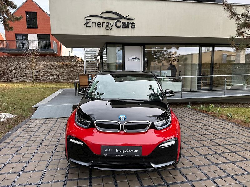 BMW i3 i3S, 120 Ah, Kamera, Panorama - fotka 2 z 28