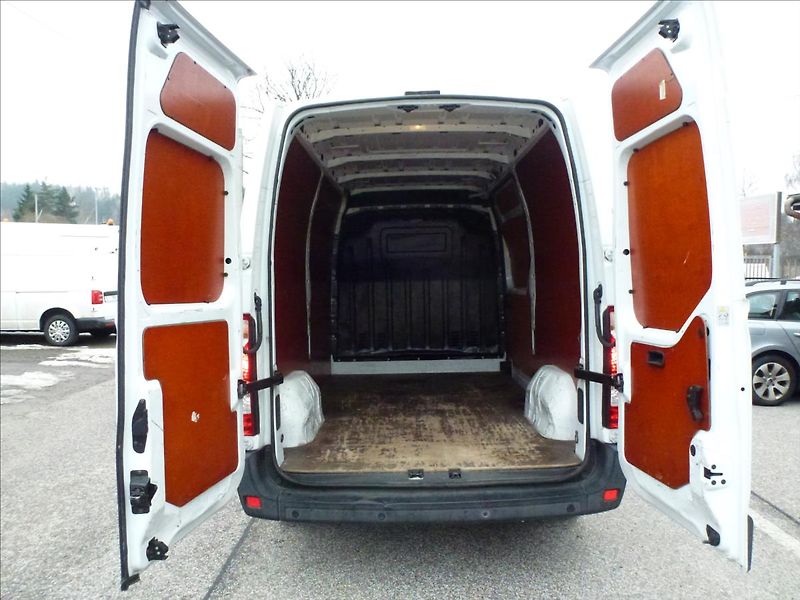 Renault Master 2,3 DCI L2H2 6 rychlostní - fotka 19 z 50