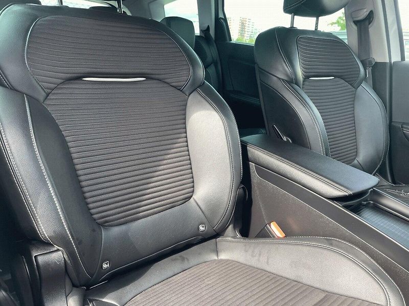 Renault Grand Scénic (2019) 1.3 TCe,117kW,Intens - fotka 33 z 35