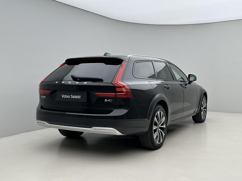 Volvo V90 CC B4 AWD PLUS AUT  - fotka 13 z 42