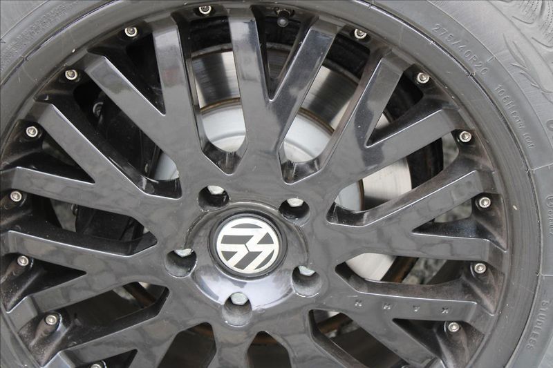 Volkswagen Touareg 3.0 TDI V6/PANOR/TAŽNÉ/NEZ.TOP - fotka 37 z 39