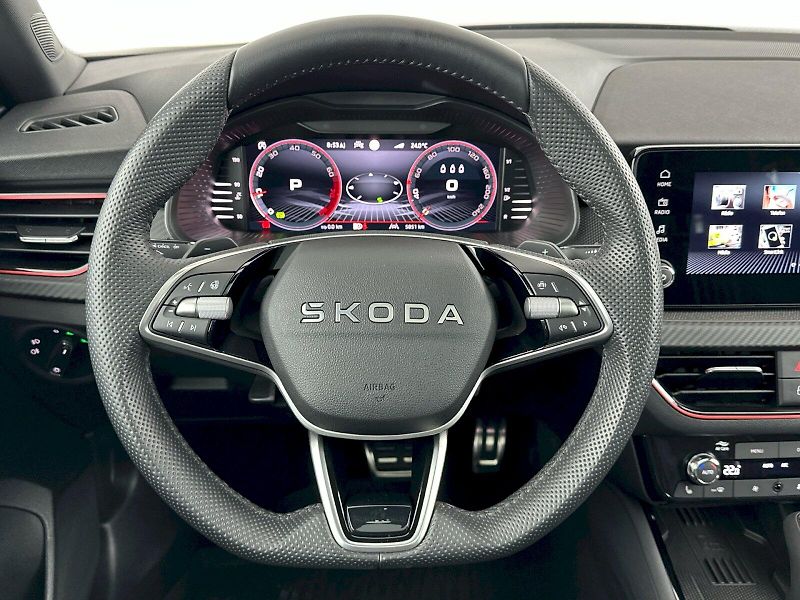 Škoda Kamiq (2025) DSG 1.5TSI 110kW Monte Carlo - fotka 9 z 32