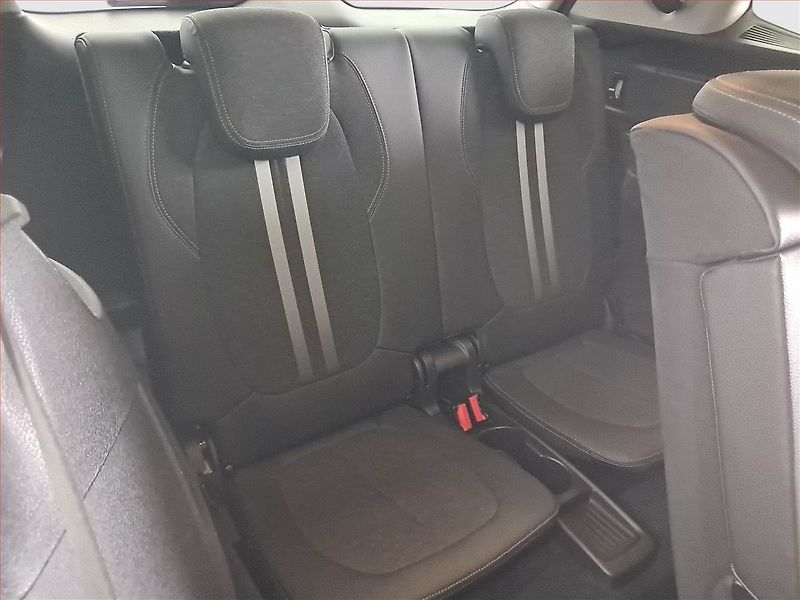 BMW Řada 2 (2019) 216i Gran Tourer, 7 míst - fotka 18 z 18