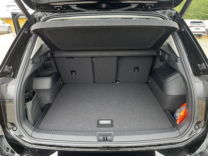 Volkswagen Tiguan 2.0TDI 7DSG 110kW PEOPLE - fotka 22 z 23