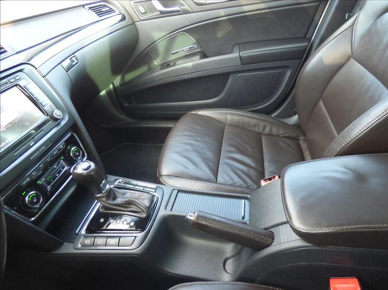 Škoda Superb 2,0 TDI 125kw 4x4  Laurin & Kl - fotka 28 z 54