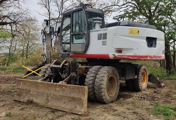 Hitachi (2008) ZX160W 18t bagr opěry bez lopa - fotka 2 z 2