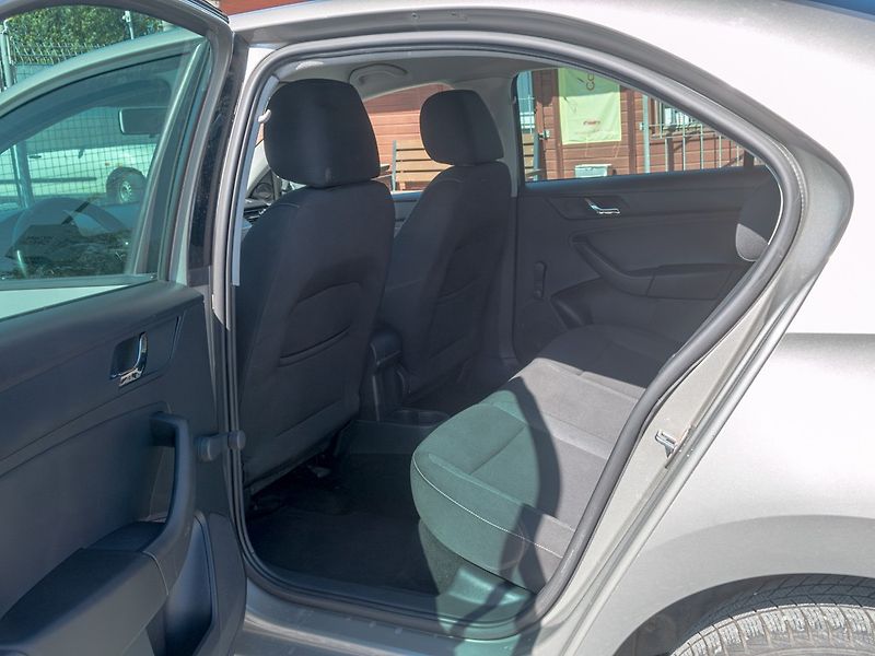 Škoda Rapid (2015) ČR 1.6TDI 77KW – ROZVODY - fotka 28 z 35