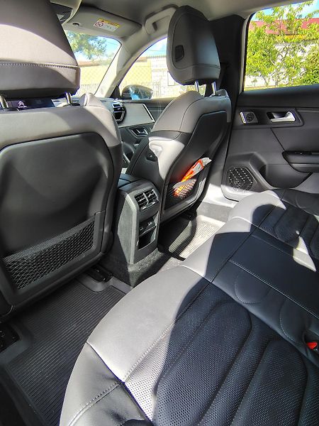 Citroën C5 X (2023) - fotka 20 z 30