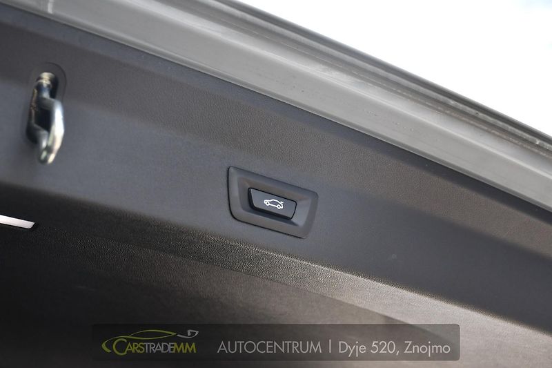 BMW X3 xDrive30d M-SPORT 1M ČR - fotka 48 z 54