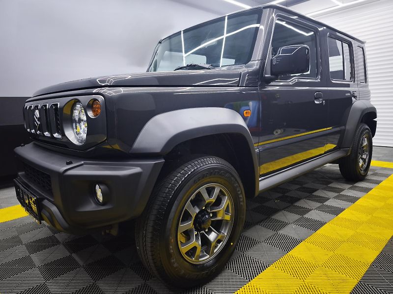 Suzuki Jimny (2025) 1.5 GLX AUTOMAT, 4X4 LONG - fotka 15 z 28