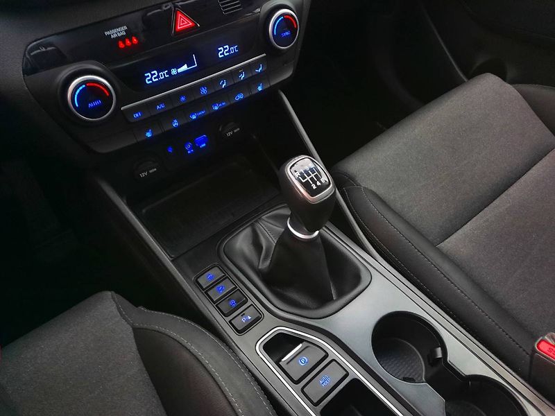 Hyundai Tucson (2019) 2.0 CRDI 4x4 (136kW/185k) - fotka 13 z 26