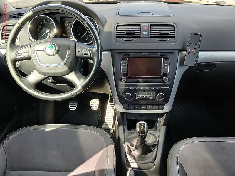 Škoda Yeti (2010) 2.0TDi 4x4, ČR, Bixen, AC - fotka 8 z 20