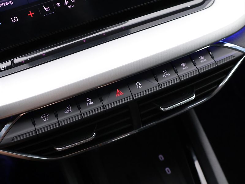 Škoda Octavia 2,0 TDI 110kW DSG Matrix DPH - fotka 22 z 30