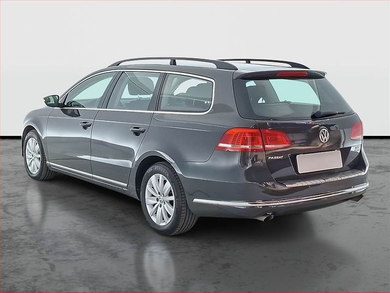 Volkswagen Passat (2013) 2.0 TDI, 4X4, Automat, Xenony - fotka 4 z 16