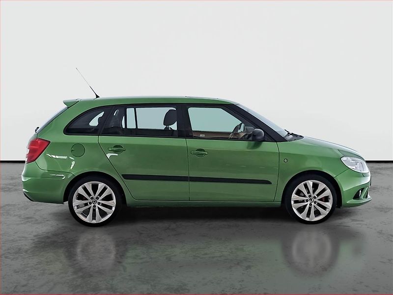 Škoda Fabia (2010) RS 1.4 TSI, Automat - fotka 6 z 16