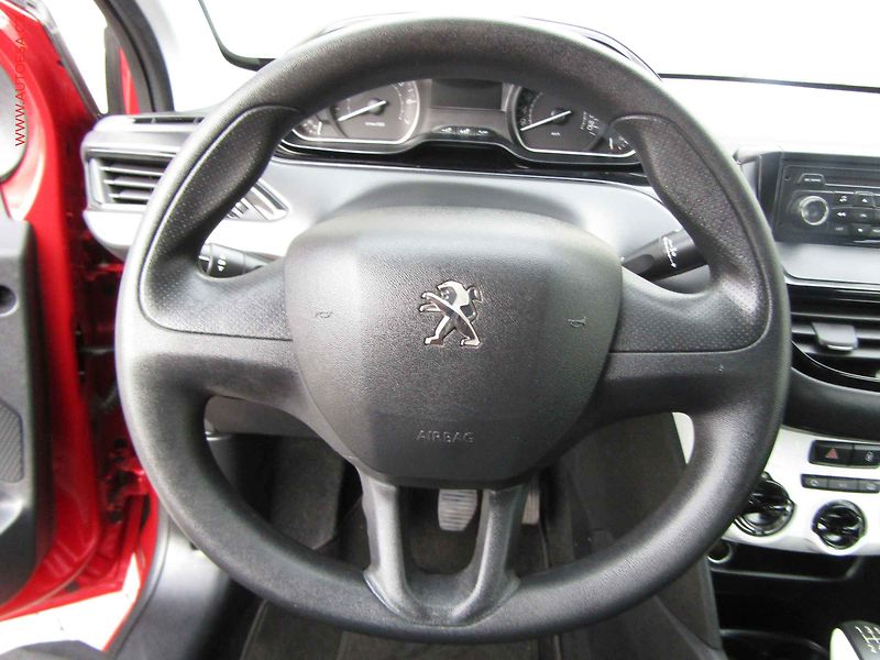 Peugeot 208 (2017) 1.2 PT, AC, tempo - fotka 15 z 15