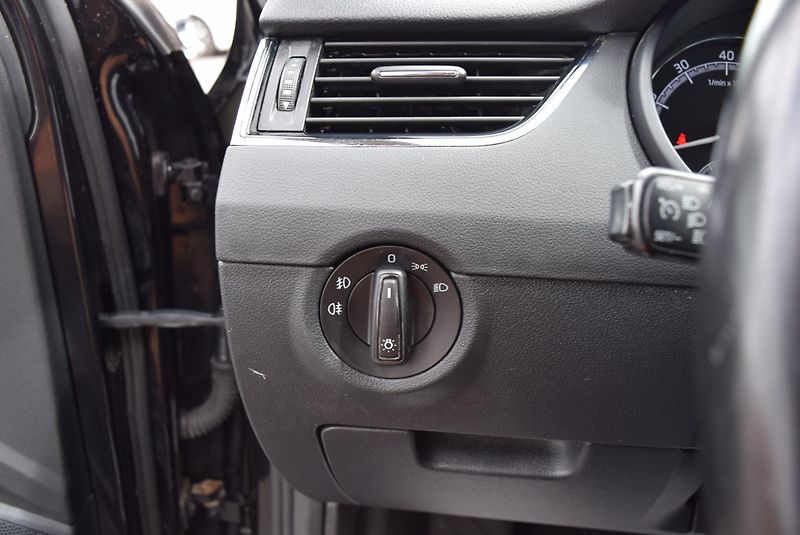 Škoda Octavia (2018) 1.4TSI 110kw ED. DRIVE TAŽ APP - fotka 31 z 43
