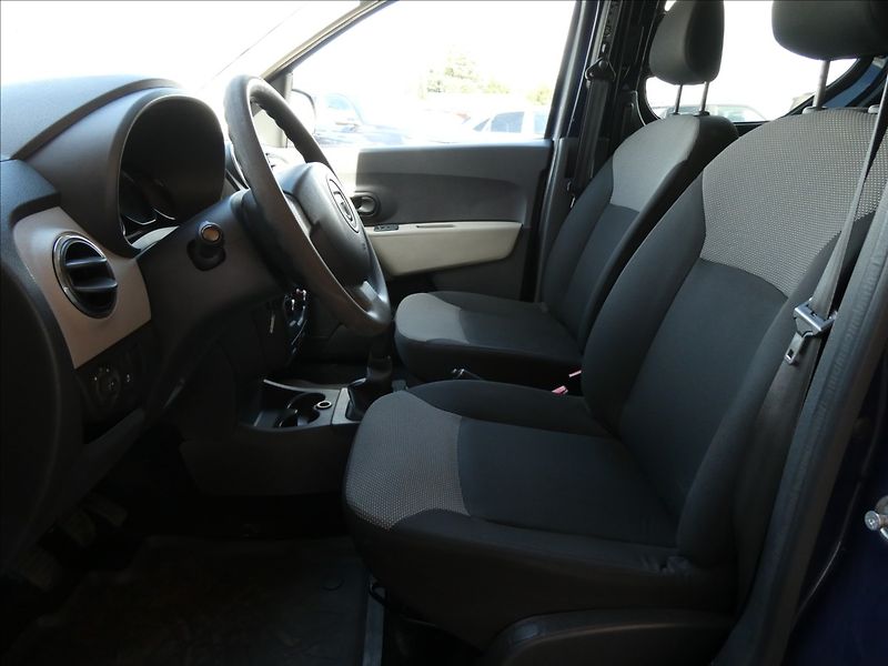 Dacia Dokker 1,6 i 75kW po servise,2 x pneu - fotka 16 z 39
