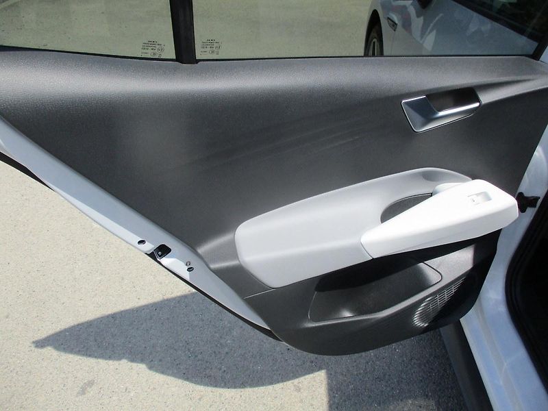 Volkswagen ID.3 PRO PERFOR 150kW (62kWh) 93TKM - fotka 44 z 51
