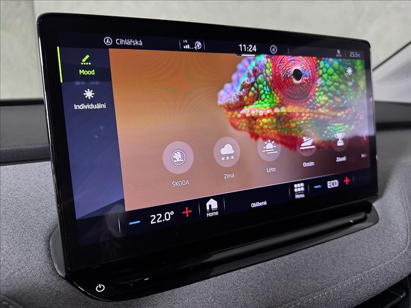 Škoda Enyaq 80 LED Matrix Assist Kamera - fotka 40 z 47